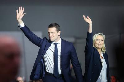 Le RN veut rembourser son prêt russe...'s Image