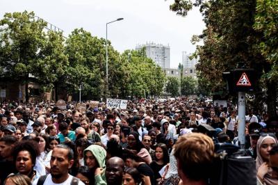 La gauche appelle à manifester “pour...'s Image