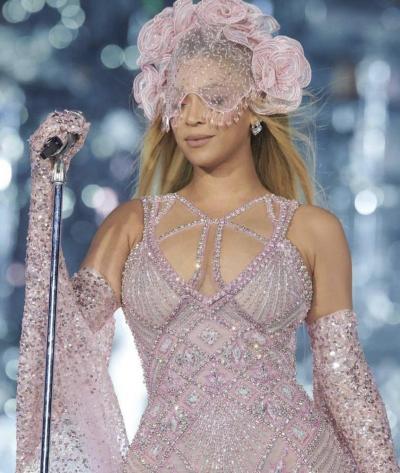 Beyonce  بلمسة لبنانية's Image