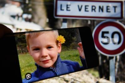 « Nous continuons à implorer le...'s Image