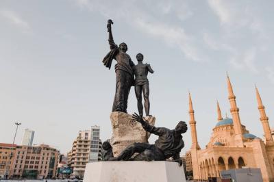 النازحون السوريون إلى سوريا واللاجئون الفلسطينيون إلى فلسطين's Image