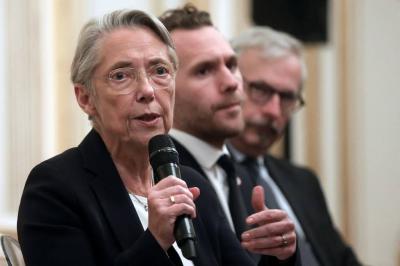 Élisabeth Borne exige que les...'s Image