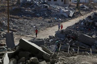 غزّة بين ناري العدوان والانهيار الاقتصادي