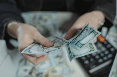 النهار | بعد إقرار الموازنة.. 150 دولار شهرياً للمودعين's Image