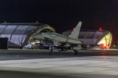 دولي خبر | بالتعاون مع بريطانيا وبدعم من أستراليا والبحرين وكندا وهولندا أميركا تقصف اليمن's Image