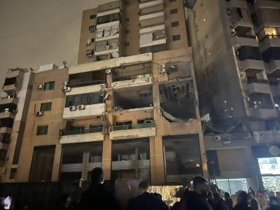 انفجار الضاحية تابع - معلومات اولية عن استهداف شخصية قيادية فلسطينية في الضاحية وسقوط 4 شهداء  (فيديو)'s Image