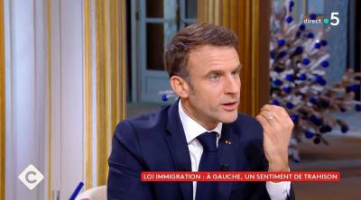 Après l’interview d’Emmanuel Macron,...'s Image
