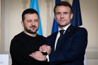 Emmanuel Macron se rendra en Ukraine...'s Image