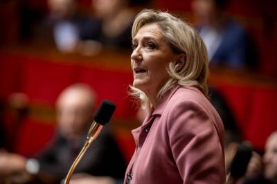 Fin de vie : Marine Le Pen dénonce un...'s Image