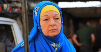 نادين خوري تخرجُ من جلد 
