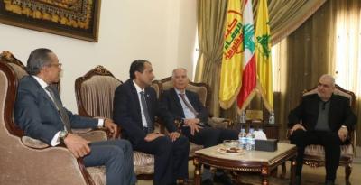الجمهورية | الحزب أبلغ السفراء الثلاثة: المخرج المُتاح هو 
