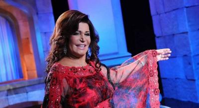نجوى فؤاد تشترط الحصول على بدل شهري لارتداء الحجاب!'s Image
