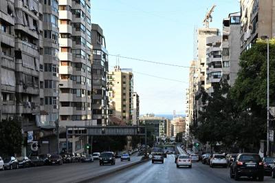 الانهماك بالأخطار الأمنيّة يحجب انزلاق الاقتصاد نحو الهاوية's Image