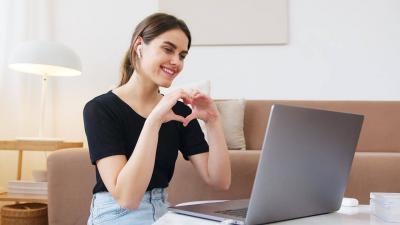 تطبيقات التّعارف مرض العصر فاحذروا منها!'s Image
