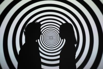 Déjà Vu: When We Believe Memory Tricks's Image