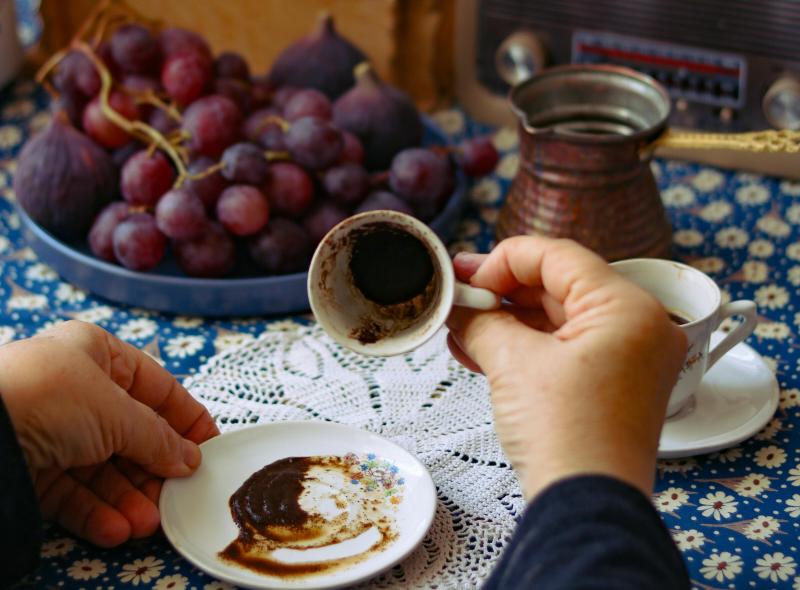 قراءة الفنجان… من بلاط السلطان العثماني إلى شاشة الذكاء الاصطناعي's Image
