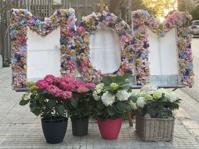 عيد الأم في لبنان أبناء مهاجرون وهدايا غالية's Image